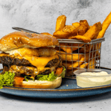 3. Alberts Dobbelt Burger Menu